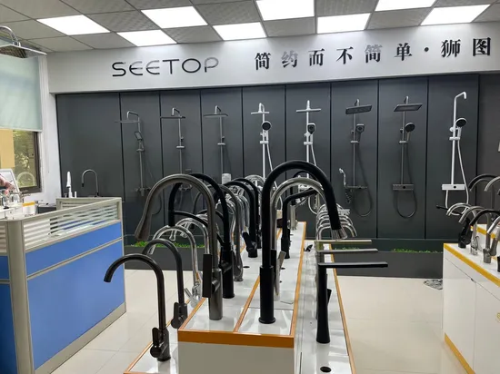 High Quality Black Wall Mounted Rainfall Shower Set Bathroom Shower Mixer Hand Shower