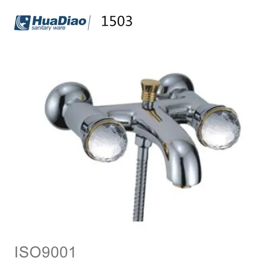 Diamond Double Handle Brass Chromed Bathtub Mixer in The Bathroom 